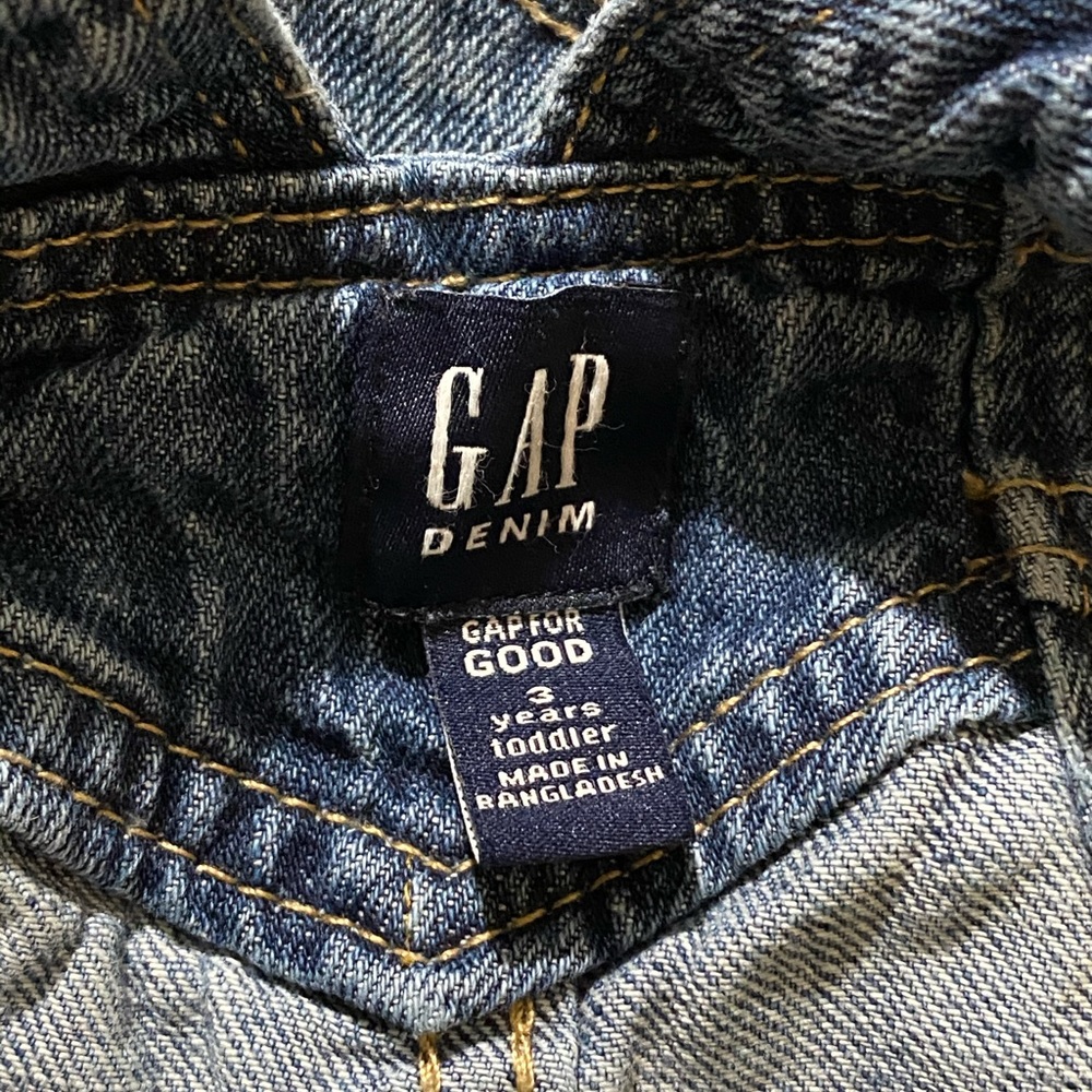Gap Toddler Overalls  Denim with Blue Heart - Picture 4 of 5
